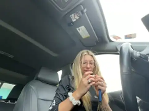 hatgirlsolo's cam snapshot