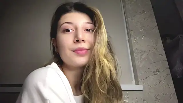 lunary_dr's cam snapshot