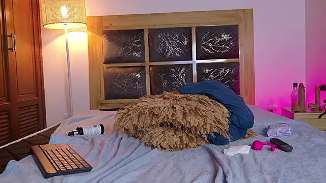 dark_angell77's cam snapshot