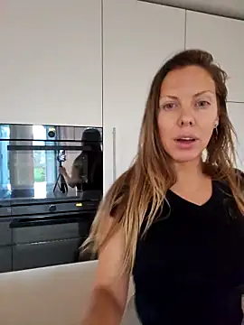 Nova-Lee live sex cam