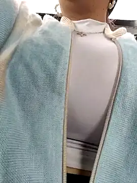 __valentina18 live sex cam