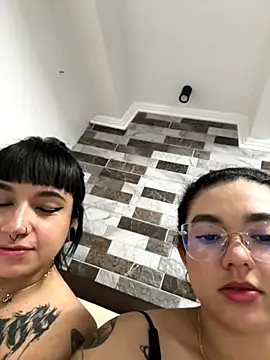 Only_Danna's cam snapshot