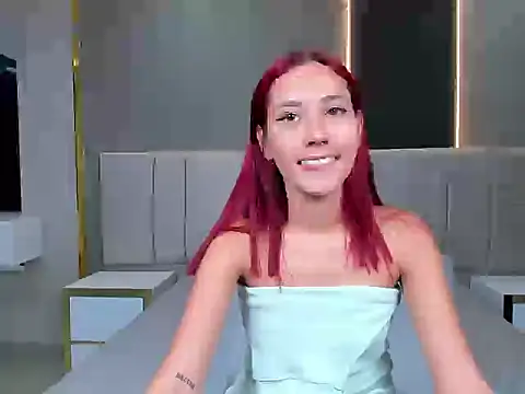 little-doll18's cam snapshot