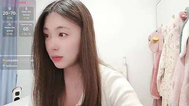 Luna_868's cam snapshot