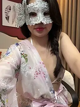 Queen-of-Love's cam snapshot