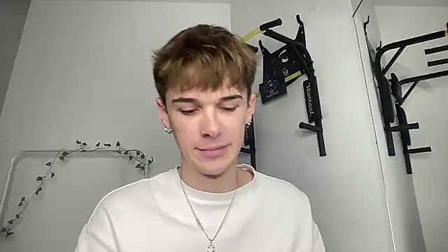 Milk_Guy's cam snapshot