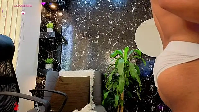 thomas_scot1's cam snapshot