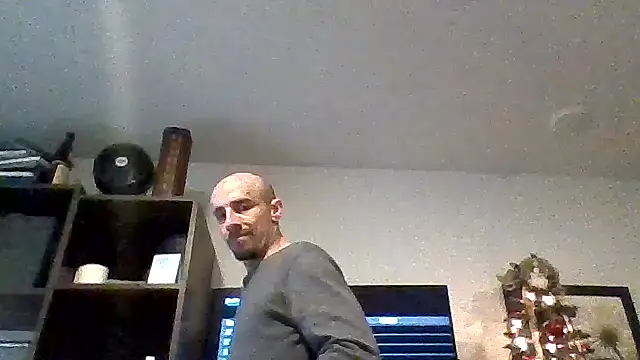 DirtyNorth's cam snapshot