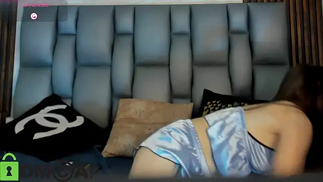 alisson__garcia's cam snapshot