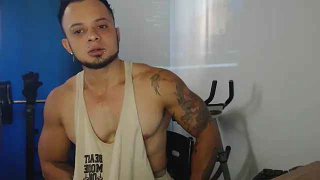 JacobJamess's cam snapshot