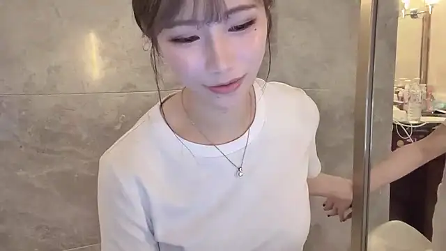 -XunMengLong-'s cam snapshot