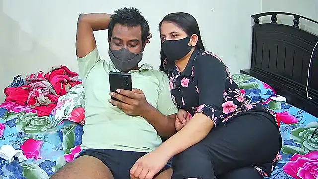 Younger_Couples live sex cam