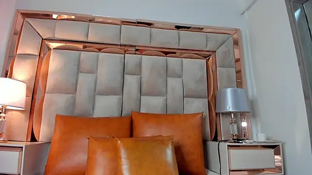 ValentinaBreats's cam snapshot