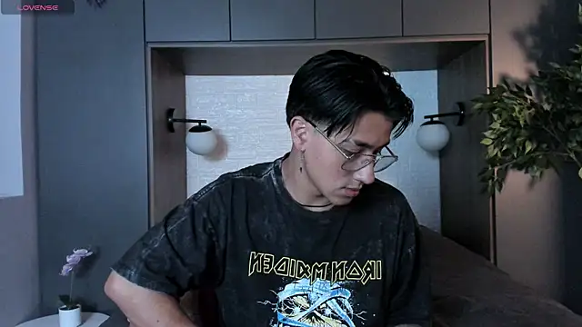 Andy_Joy_'s cam snapshot