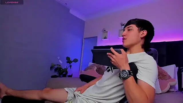 Ares_di_martin's cam snapshot