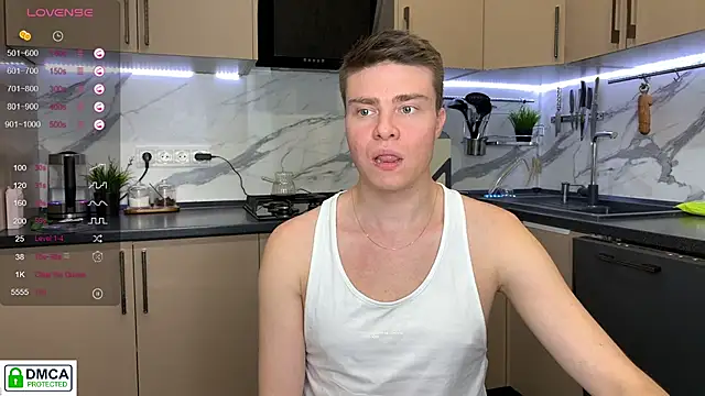 holy_eggs_02's cam snapshot