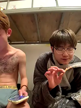 KK-cuteboy's cam snapshot