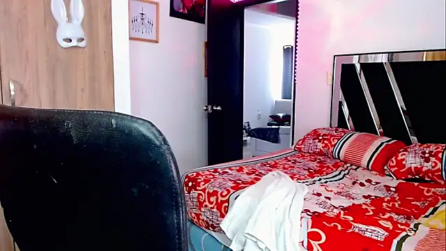 Amber_bigdick22 live sex cam