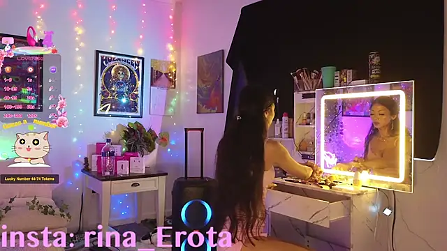 RinaErota live sex cam