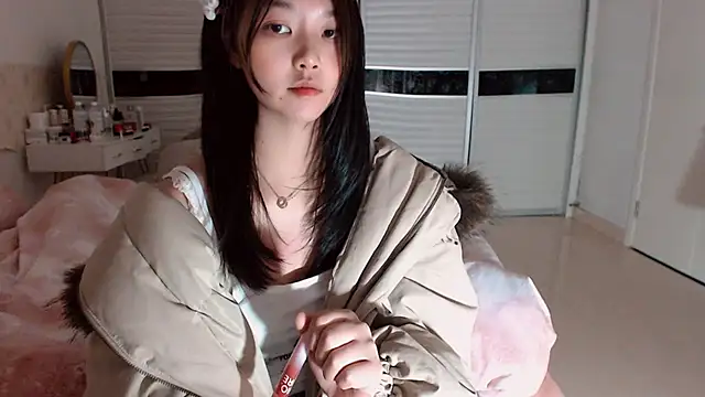 Miu1_girl live sex cam