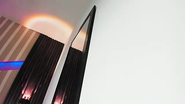 emily_layton live sex cam