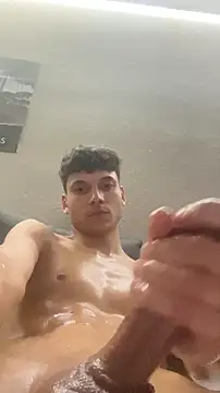 TyroneeDE live sex cam