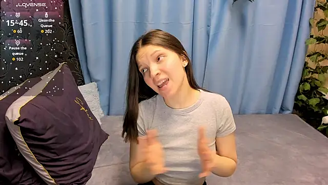 MelaniGrand live sex cam