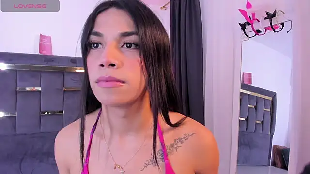 MarilynSmIith live sex cam