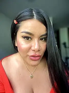 Issane_Peru live sex cam