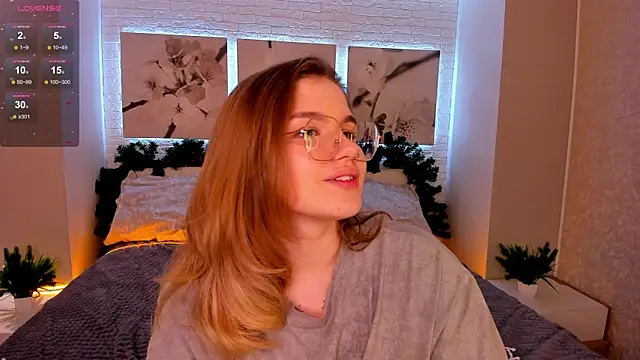 SophieMurrr live sex cam