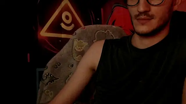 yoyoboy988 live sex cam