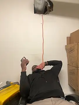 africandickxxl live sex cam