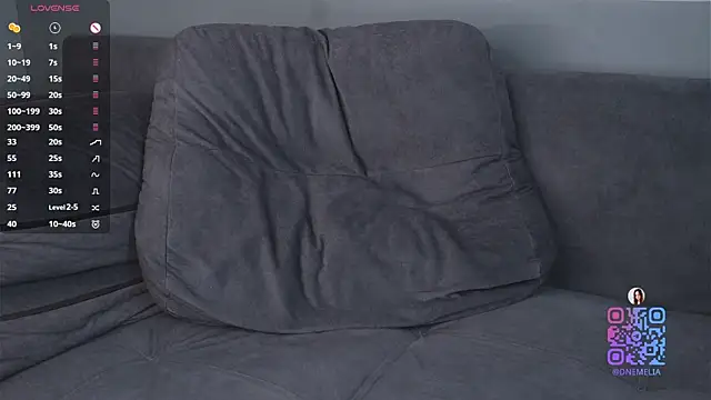 AmelieSeductress live sex cam