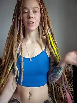 LucidLucy live sex cam