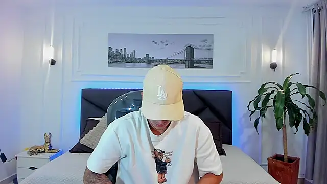 Damian23__ live sex cam