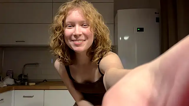 ElfriedaZwack's cam snapshot