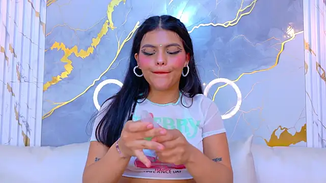 NIKIBUNNY's cam snapshot