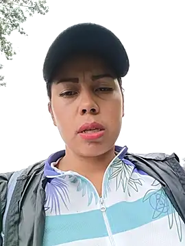 _andrea30 live sex cam