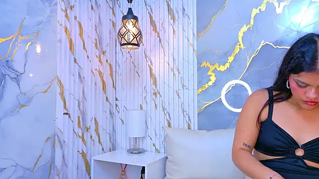 NIKIBUNNY's cam snapshot