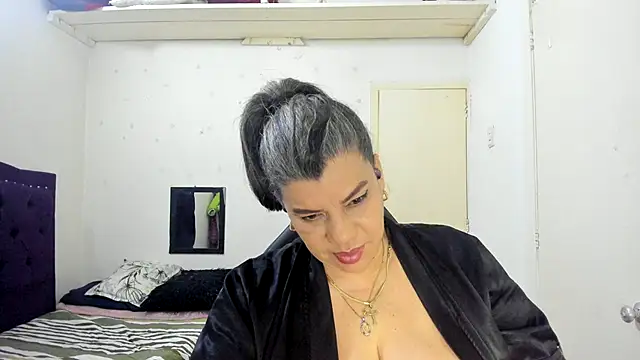 vikyadams's cam snapshot