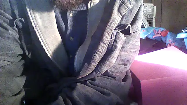 luke_thighwalker2469's cam snapshot