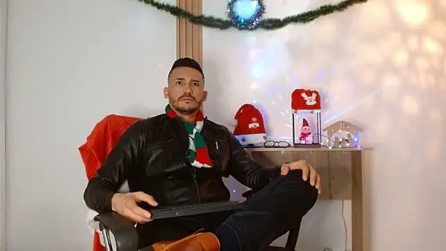 Reiko_85_'s cam snapshot