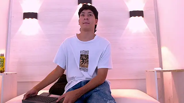 Jhojan_twink's cam snapshot