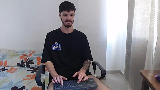 Aleex_Miller's cam snapshot