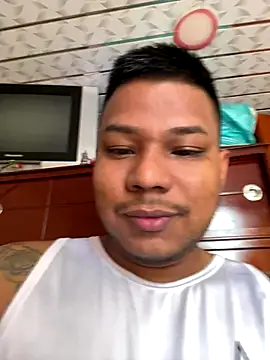 Saipadpuer30's cam snapshot