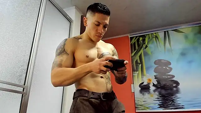 aquiles_51 live sex cam