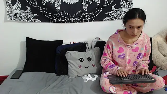 emily_n_abby live sex cam