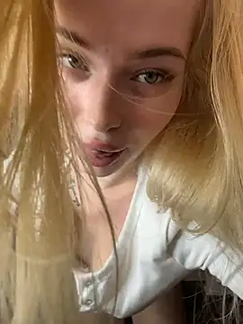 Vladamais live sex cam