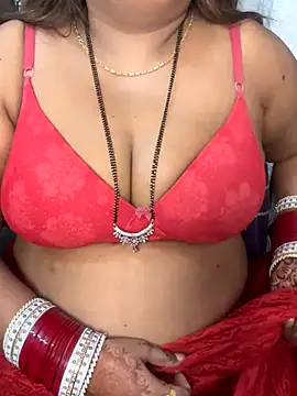 GEET-LOVE live sex cam