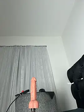 MerliaSsomer live sex cam